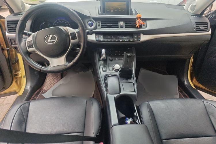 Used Lexus CT 2012 CT200h Elite Edition Center Console