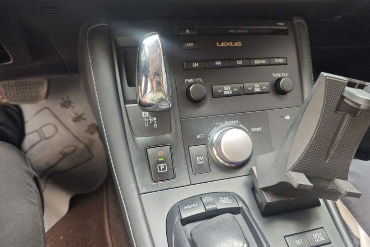 Used Lexus CT 2012 CT200h Elite Edition Gear Lever