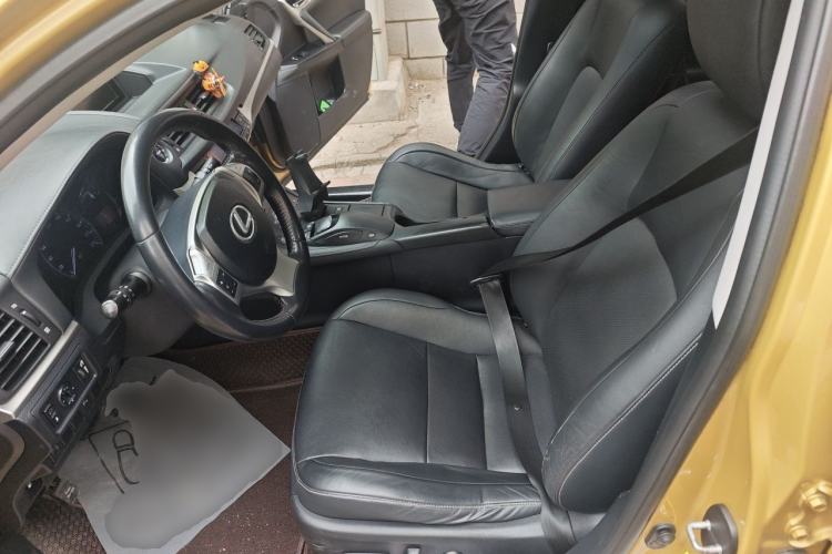 Used Lexus CT 2012 CT200h Elite Edition Left Front Seat