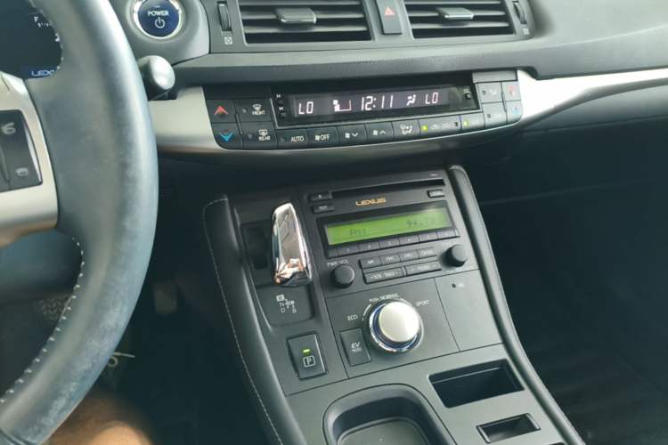 Used Lexus CT 2013 CT200h Elite Edition Audio And AC Panel