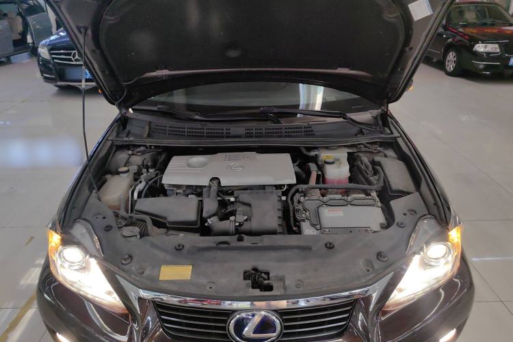 Used Lexus CT 2013 CT200h Comfort Edition Engine Bay
