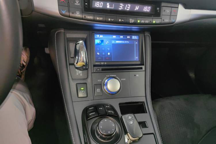 Used Lexus CT 2013 CT200h Comfort Edition Gear Lever