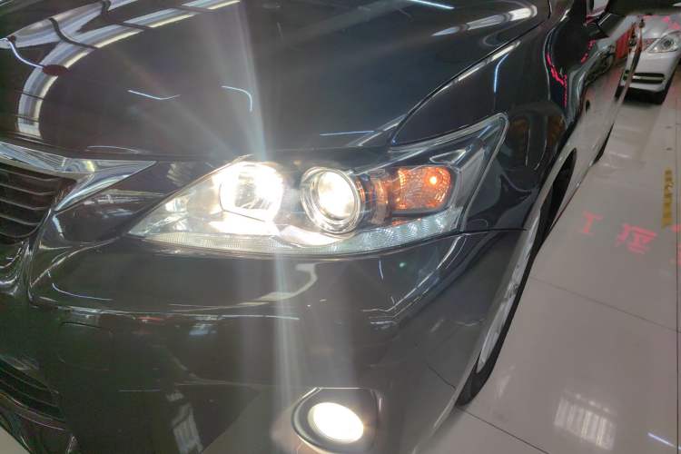 Used Lexus CT 2013 CT200h Comfort Edition Left Front Headlight