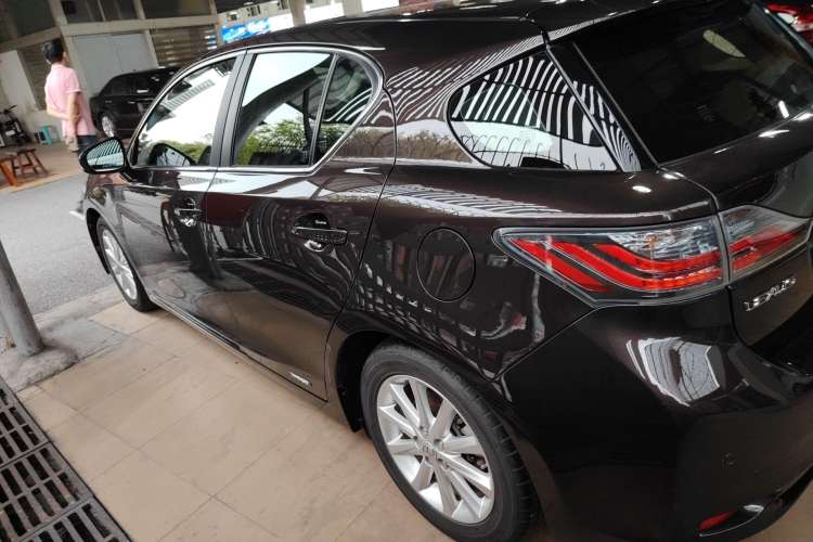 Used Lexus CT 2013 CT200h Elite Edition Left Side