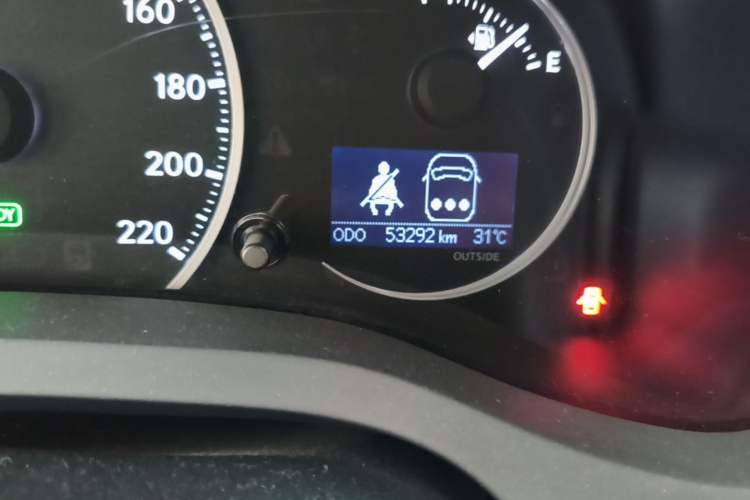Used Lexus CT 2013 CT200h Elite Edition Odometer Close Up