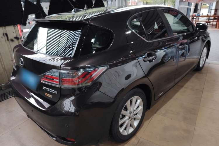 Used Lexus CT 2013 CT200h Elite Edition Rear Right 45 Deg