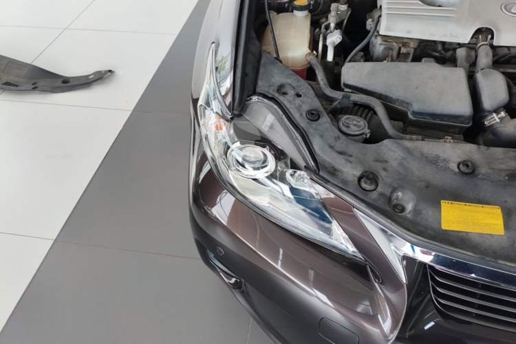 Used Lexus CT 2013 CT200h Elite Edition Right Front Headlight
