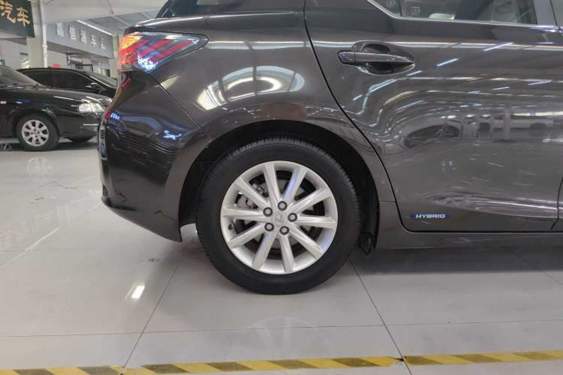 Used Lexus CT 2013 CT200h Comfort Edition Right Rear Wheel Hub
