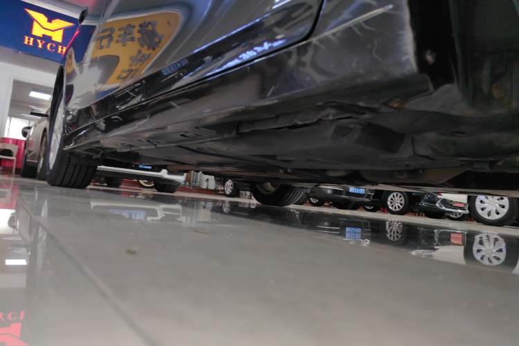 Used Lexus CT 2013 CT200h Comfort Edition Right Side Sill