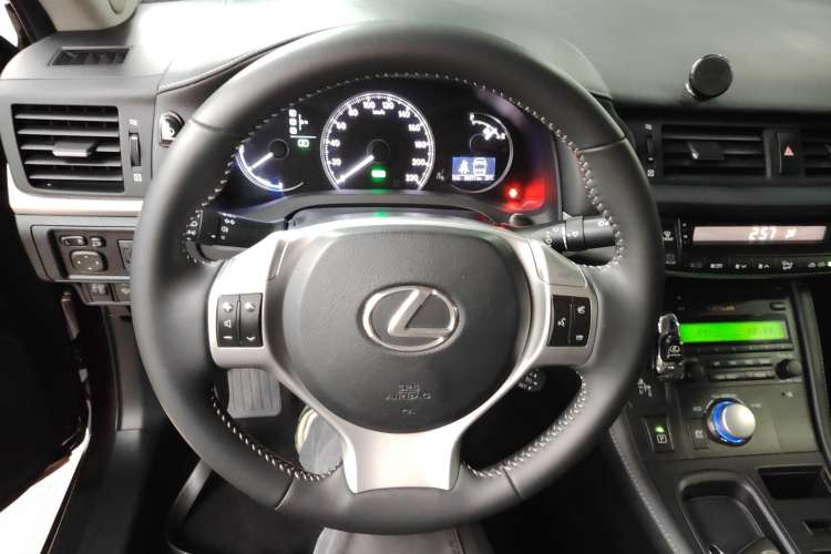 Used Lexus CT 2013 CT200h Elite Edition Steering Wheel
