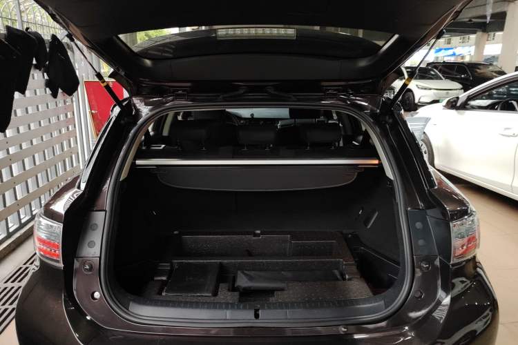 Used Lexus CT 2013 CT200h Elite Edition Trunk