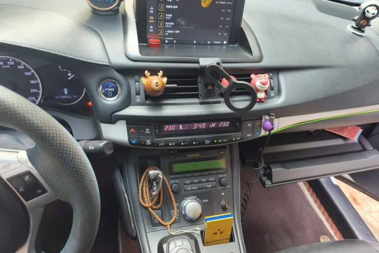 Used Lexus CT 2013 CT200h Urban Edition Audio And AC Panel
