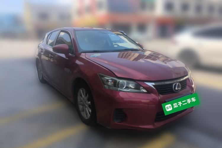 Used Lexus CT 2013 CT200h Elite Edition Front Right 45 Deg