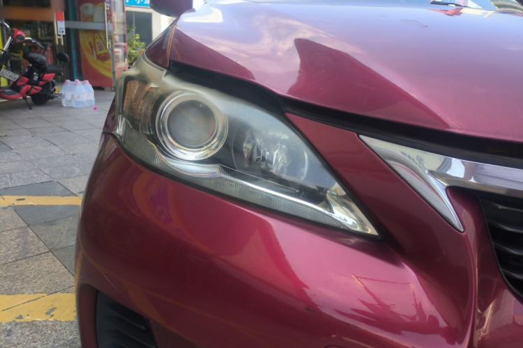 Used Lexus CT 2013 CT200h Elite Edition Right Front Headlight