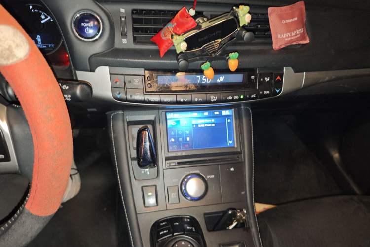 Used Lexus CT 2013 CT200h Comfort Edition Audio And AC Panel