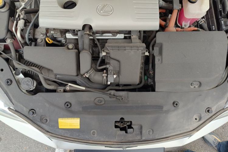 Used Lexus CT 2013 CT200h F-Sport Engine Bay