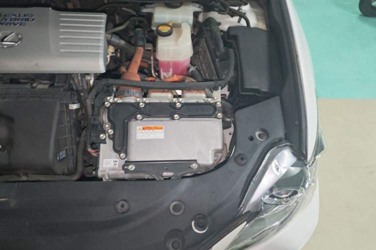 Used Lexus CT 2013 CT200h Elite Edition Engine Bay Left