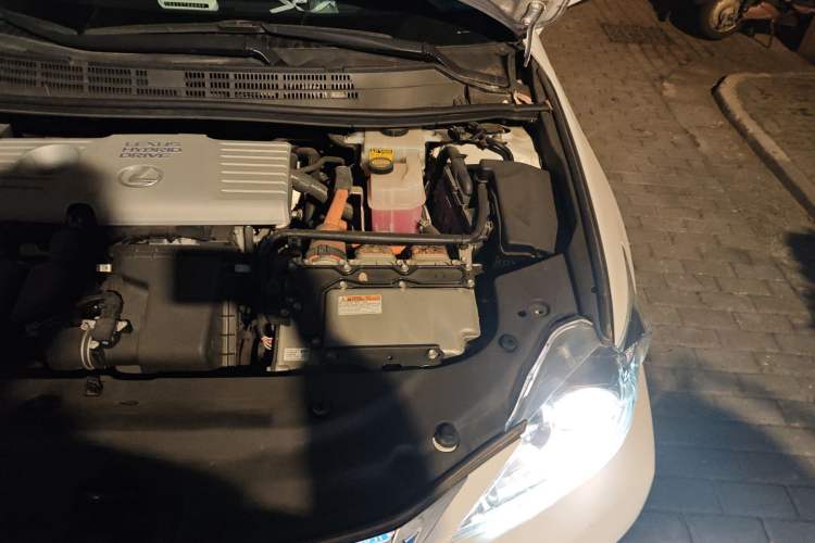 Used Lexus CT 2013 CT200h Comfort Edition Engine Bay Left
