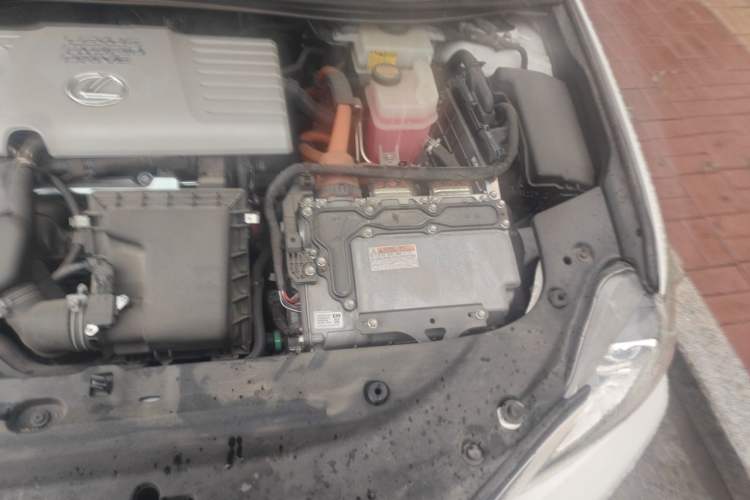 Used Lexus CT 2013 CT200h Floral Elegance Edition Engine Bay Left