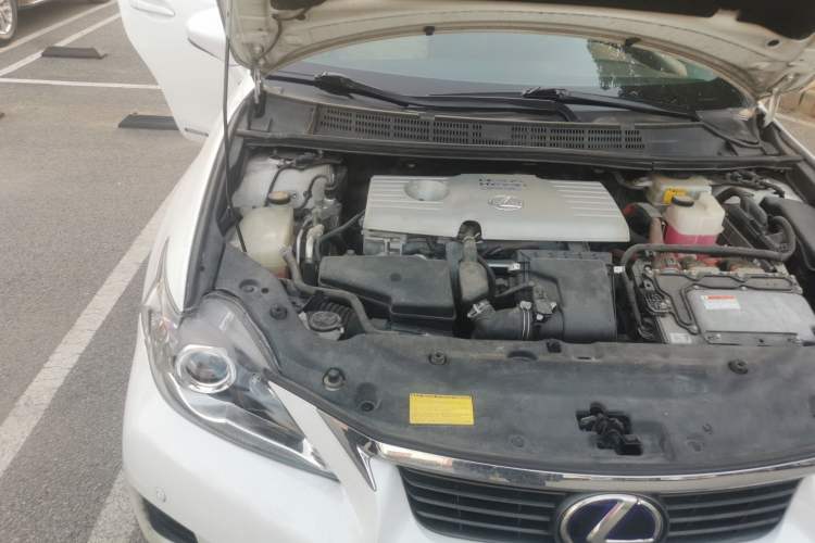 Used Lexus CT 2013 CT200h Elite Edition Engine Bay Right