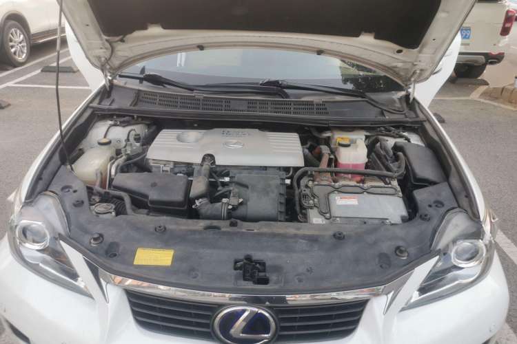 Used Lexus CT 2013 CT200h Elite Edition Engine Bay
