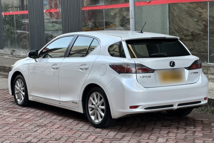 Used Lexus CT 2013 CT200h Comfort Edition Exterior 4