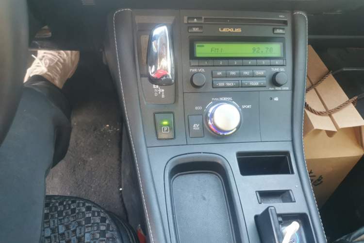 Used Lexus CT 2013 CT200h Elite Edition Gear Lever