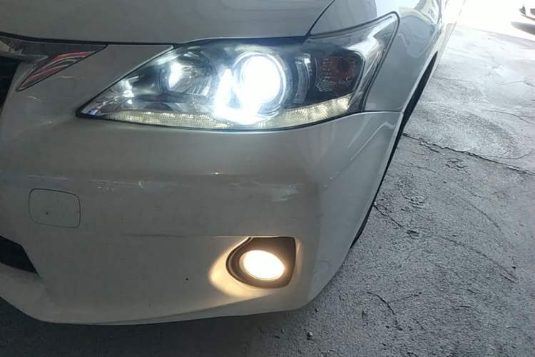 Used Lexus CT 2013 CT200h Comfort Edition Left Front Headlight