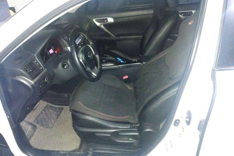 Used Lexus CT 2013 CT200h Elite Edition Left Front Seat