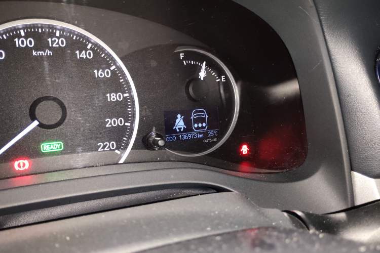 Used Lexus CT 2013 CT200h Comfort Edition Odometer Close Up
