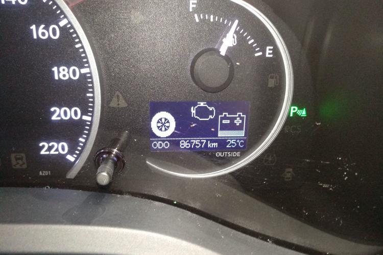 Used Lexus CT 2013 CT200h Comfort Edition Odometer Close Up