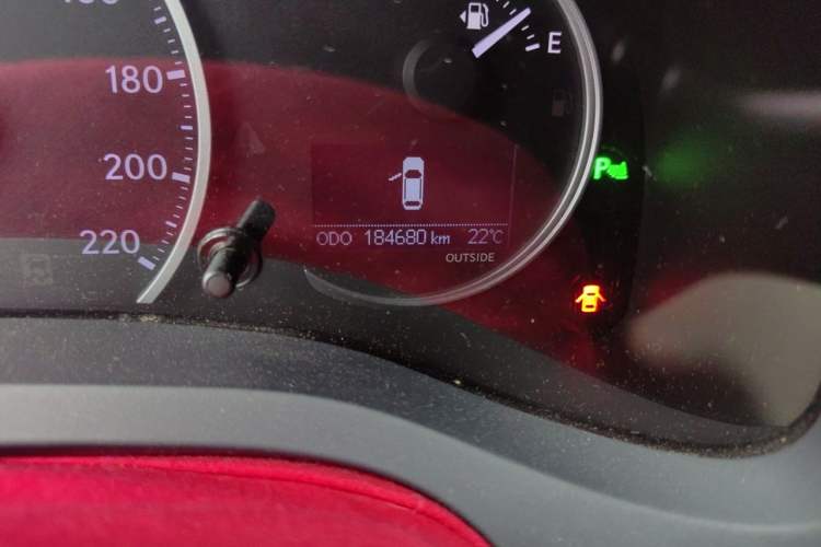 Used Lexus CT 2013 CT200h Elite Edition Odometer Close Up