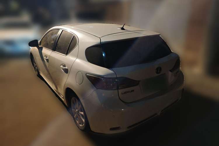 Used Lexus CT 2013 CT200h Comfort Edition Rear Left 45 Deg