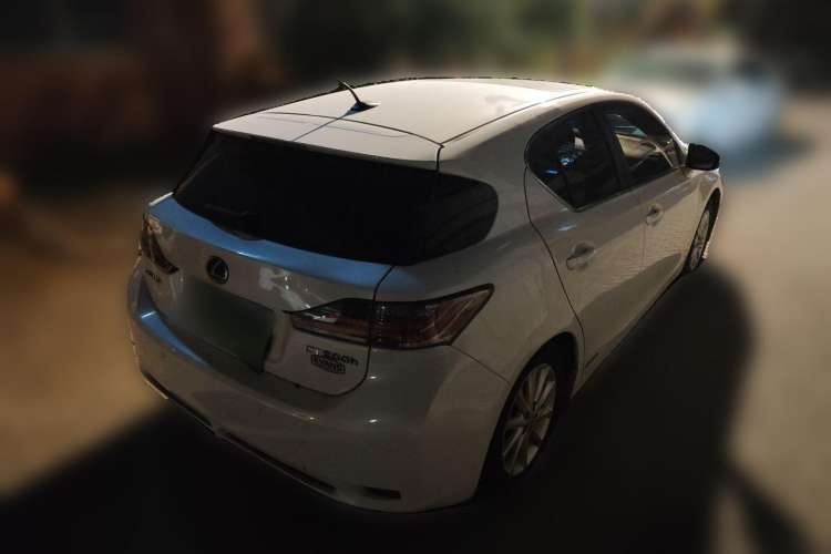 Used Lexus CT 2013 CT200h Comfort Edition Rear Right 45 Deg