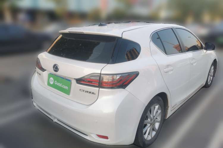 Used Lexus CT 2013 CT200h Elite Edition Rear Right 45 Deg