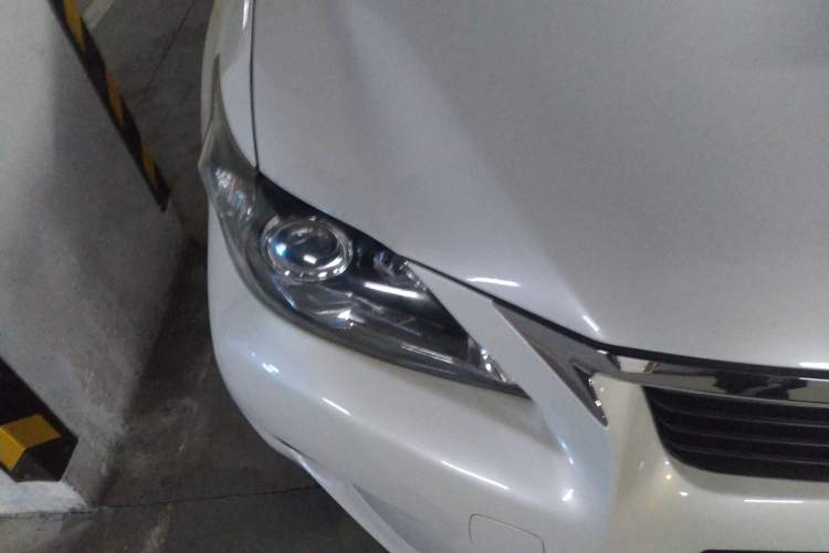 Used Lexus CT 2013 CT200h Elite Edition Right Front Headlight