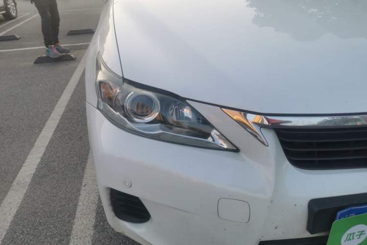 Used Lexus CT 2013 CT200h Elite Edition Right Front Headlight