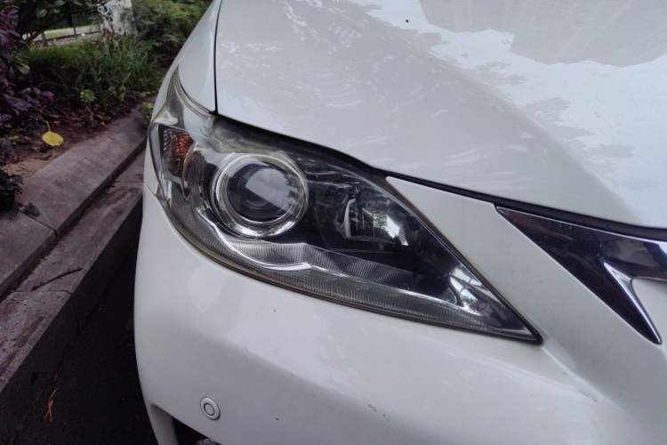 Used Lexus CT 2013 CT200h Elite Edition Right Front Headlight