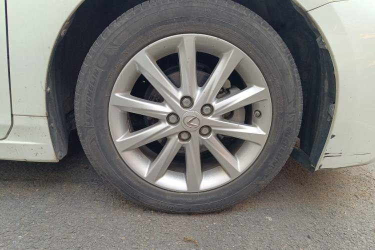 Used Lexus CT 2013 CT200h F-Sport Right Front Wheel Hub