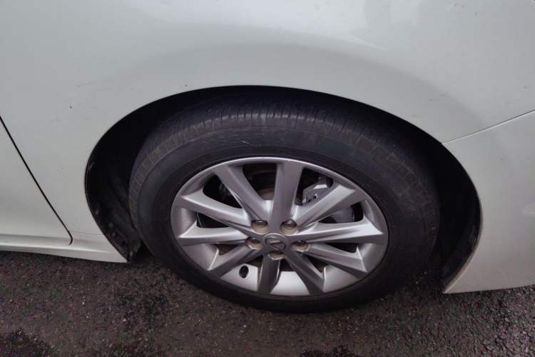 Used Lexus CT 2013 CT200h Elite Edition Right Front Wheel Hub