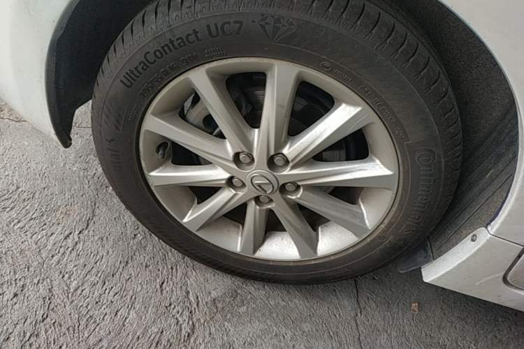 Used Lexus CT 2013 CT200h Comfort Edition Right Rear Wheel Hub