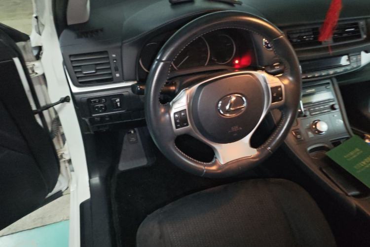 Used Lexus CT 2013 CT200h Elite Edition Steering Wheel