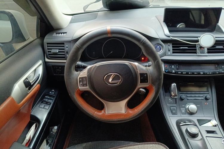 Used Lexus CT 2013 CT200h F-Sport Steering Wheel