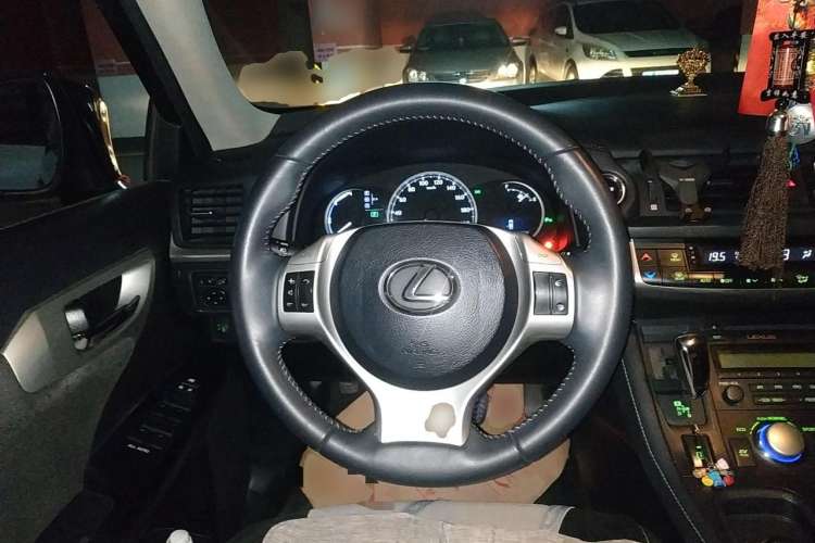 Used Lexus CT 2013 CT200h Night Rider Edition Steering Wheel