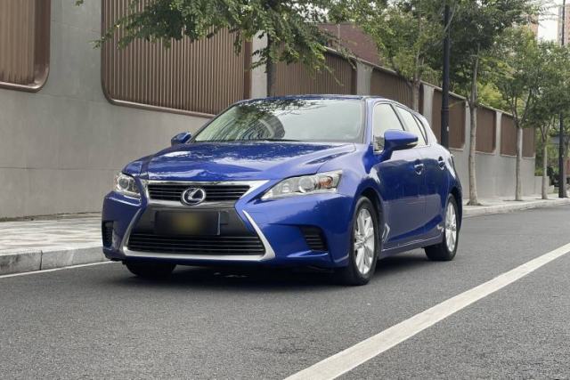 Used Lexus CT 2014 CT200h Elite Edition Monochrome