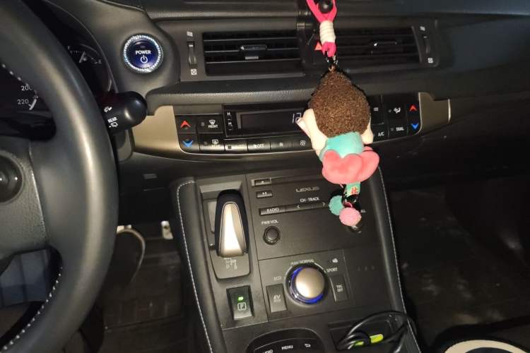 Used Lexus CT 2014 CT200h Comfort Edition Monochrome Audio And AC Panel