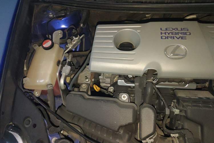 Used Lexus CT 2014 CT200h Comfort Edition Monochrome Engine Bay Right