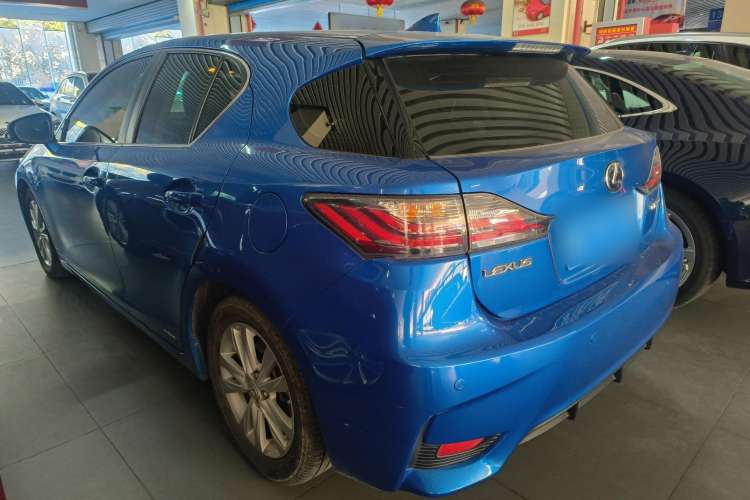 Used Lexus CT 2014 CT200h Elite Edition Monochrome Exterior 3