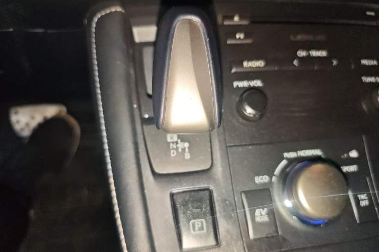 Used Lexus CT 2014 CT200h Comfort Edition Monochrome Gear Lever