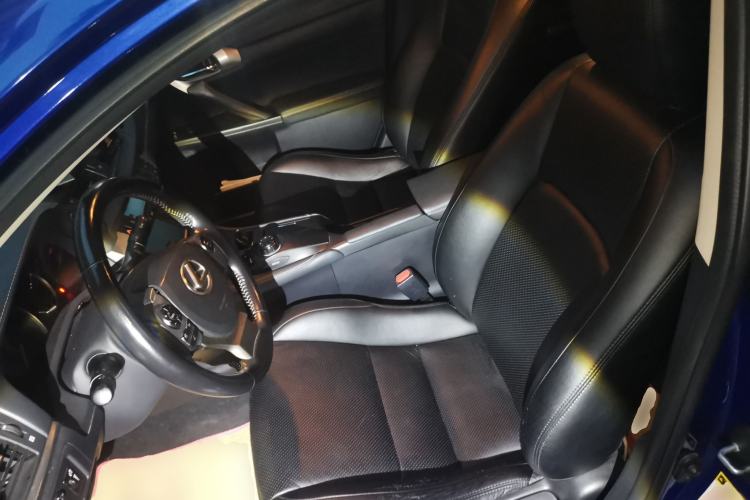 Used Lexus CT 2014 CT200h Elite Edition Monochrome Left Front Seat